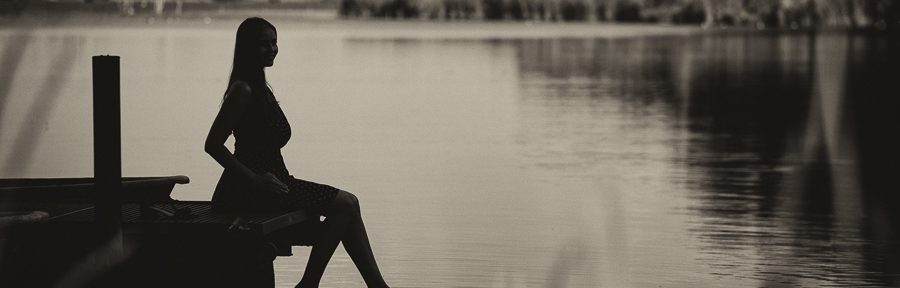 Revival Fotoshooting und Fotos am See mit Laura