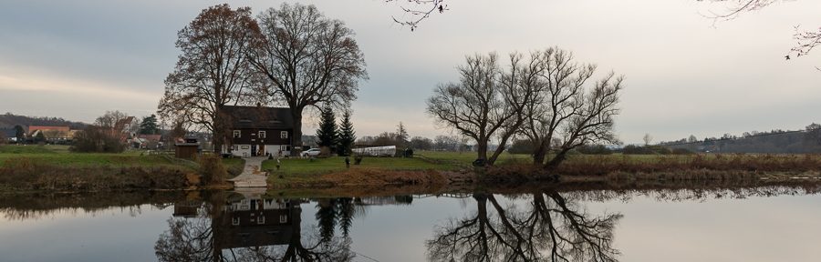 Höfgen Fähre und Bismarckturm im Juttapark