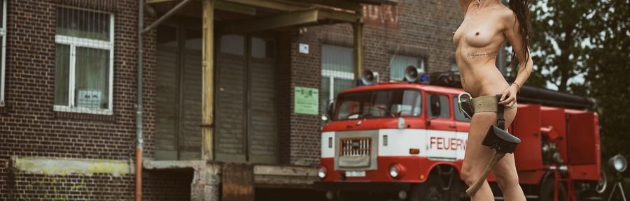 Vintage Feuerwehrshooting mit Sandy